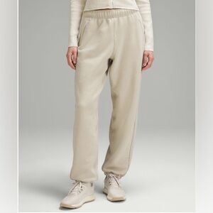 Lululemon Scuba Mid-Rise Oversized Jogger - Mojave Tan - Size XS
